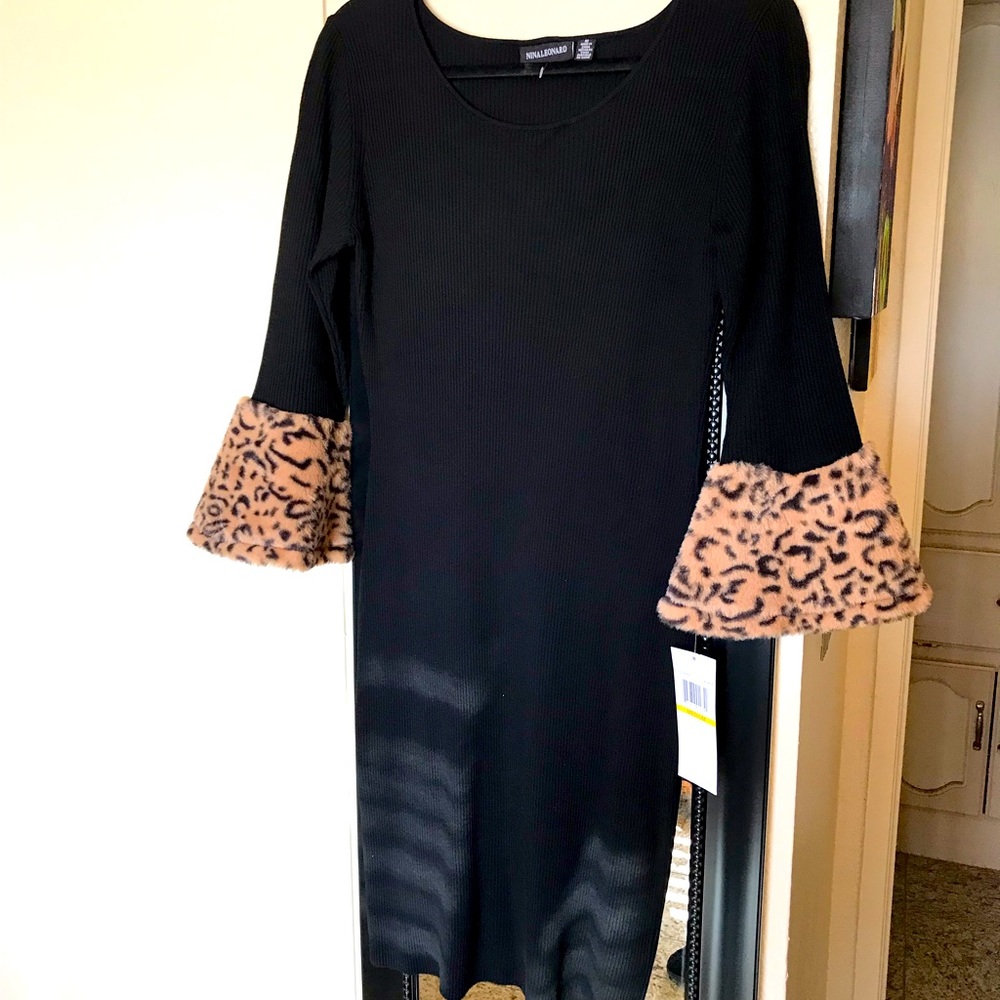 PINUP CHEETAH BELL SLEEVE DRESS